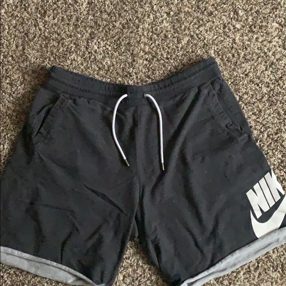 Men’s Nike Shorts- SOLD